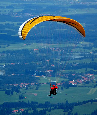 Your Sky Adventure Starts Here - Bir Billing Paragliding flying