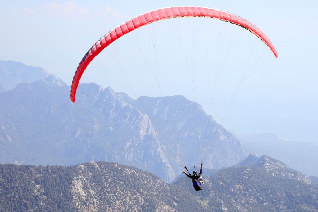 paraglider flying wing sky (1)